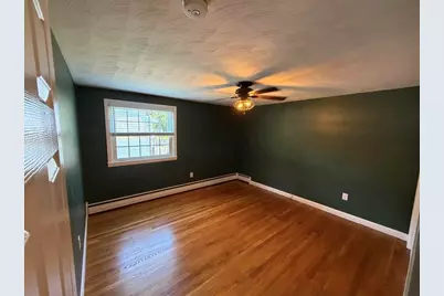 8 Fairbrook Rd, Framingham, MA 01701 - Photo 17