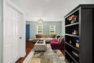 551 Tremont St, Taunton, MA 02780 - Photo 13