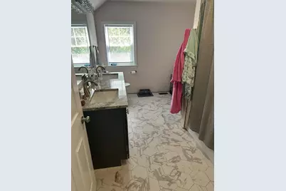 551 Tremont St, Taunton, MA 02780 - Photo 13