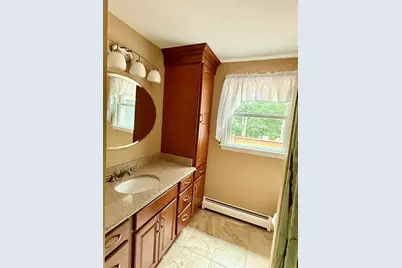 29 Overlook Dr, Bellingham, MA 02019 - Photo 9