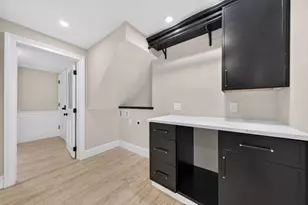 162 High St, Danvers, MA 01923 - Photo 19