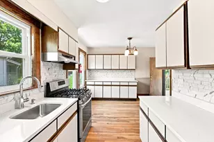 23-25 Suncrest Rd, Boston, MA 02136 - Photo 3
