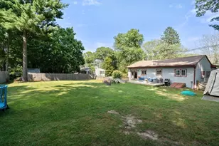 375 Middle Rd, Acushnet, MA 02743 - Photo 27
