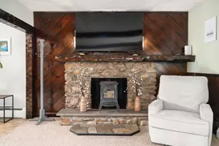 375 Middle Rd, Acushnet, MA 02743 - Photo 7