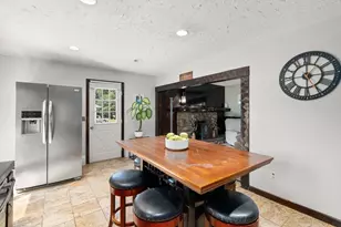 375 Middle Rd, Acushnet, MA 02743 - Photo 11