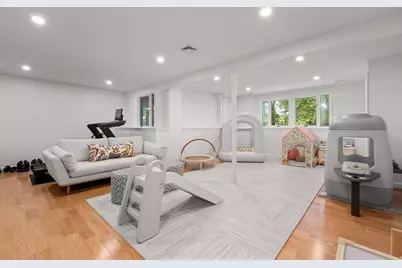 34 Hilltop Rd, Weston, MA 02493 - Photo 37