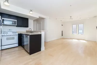 45 W Broadway #208, Boston, MA 02127 - Photo 5