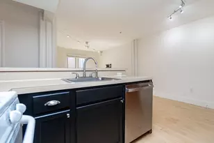 45 W Broadway, Boston, MA 02127 - Photo 7