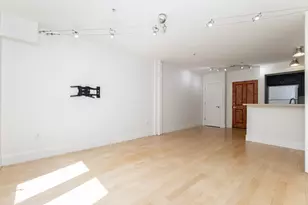 45 W Broadway, Boston, MA 02127 - Photo 11