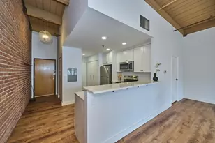 33 Sleeper St, Boston, MA 02210 - Photo 5