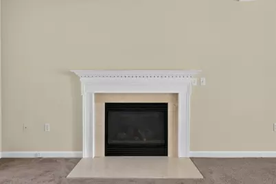 199 Heathrow, Manchester, NH 03104 - Photo 9