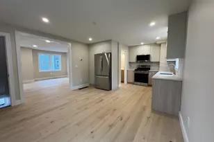 562 Gorham St, Lowell, MA 01852 - Photo 11