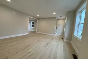 562 Gorham St, Lowell, MA 01852 - Photo 25