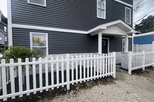 562 Gorham St, Lowell, MA 01852 - Photo 5