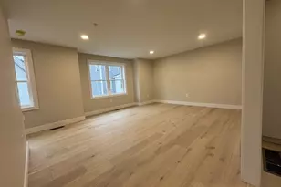 562 Gorham St, Lowell, MA 01852 - Photo 13