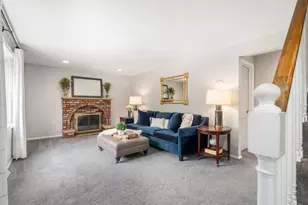 102 Cherry St, Framingham, MA 01701 - Photo 3
