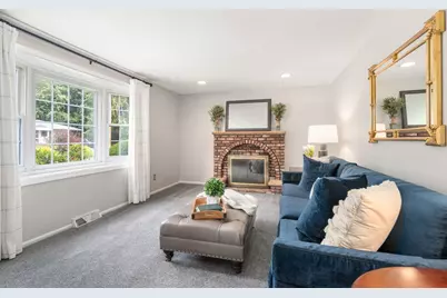 102 Cherry St, Framingham, MA 01701 - Photo 11