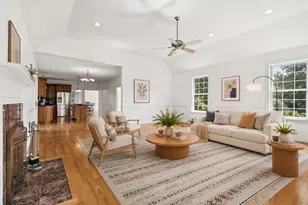 23 Summerfield Rd, Amherst, MA 01002 - Photo 3