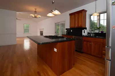 23 Summerfield Rd, Amherst, MA 01002 - Photo 13