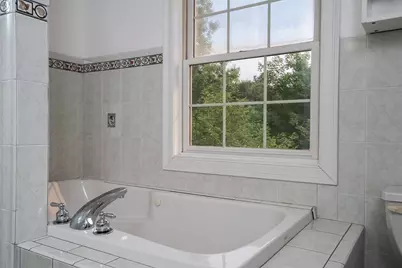 23 Summerfield Rd, Amherst, MA 01002 - Photo 37