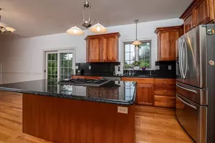 23 Summerfield Rd, Amherst, MA 01002 - Photo 15