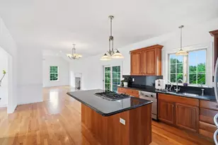 23 Summerfield Rd, Amherst, MA 01002 - Photo 7