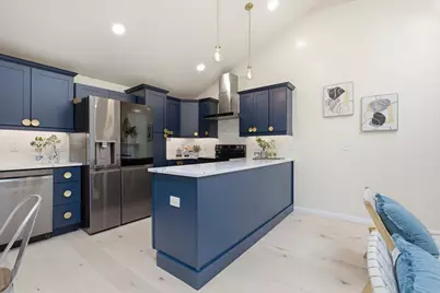 18 James St, Burlington, MA 01803 - Photo 11