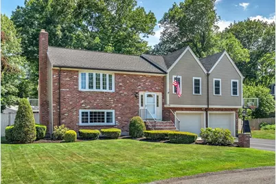 34 Judith Cir, Dedham, MA 02026 - Photo 3