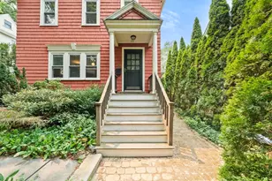 25 Maple Ave, Newton, MA 02458 - Photo 3