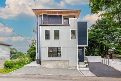 96 Burpee Rd #1, Swampscott, MA 01907 - Photo 1