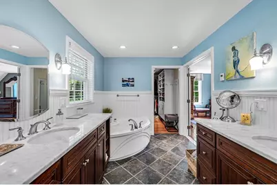 115 Williamsburg Dr, Longmeadow, MA 01106 - Photo 23