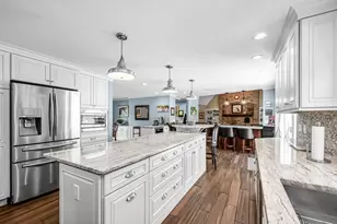 115 Williamsburg Dr, Longmeadow, MA 01106 - Photo 9