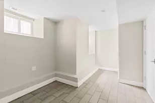 9 Sheridan, Cambridge, MA 02140 - Photo 15