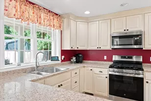 35 Elm Park, Groveland, MA 01834 - Photo 11