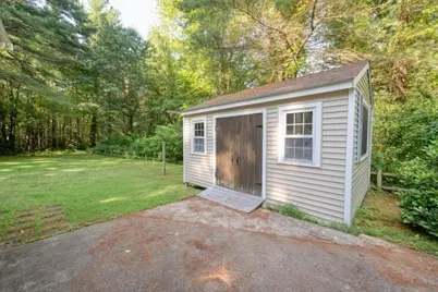 21 Marshall St, Norfolk, MA 02056 - Photo 19