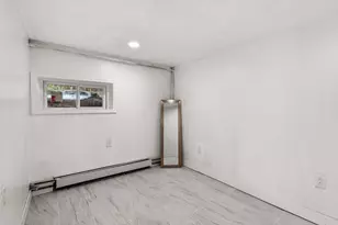8 Priscilla Ln, Billerica, MA 01821 - Photo 17