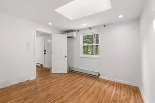 8 Priscilla Ln, Billerica, MA 01821 - Photo 11