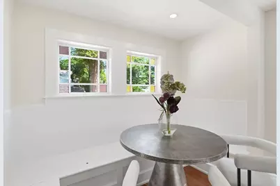 8 Pemberton Rd, Wayland, MA 01778 - Photo 9
