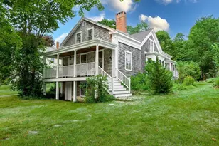 28 Main St, Mattapoisett, MA 02739 - Photo 1
