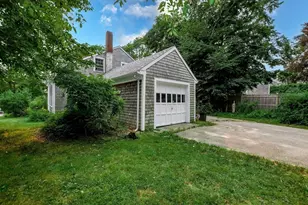 28 Main St, Mattapoisett, MA 02739 - Photo 7
