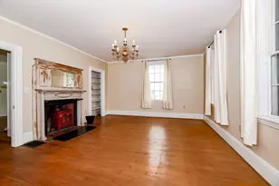 28 Main St, Mattapoisett, MA 02739 - Photo 9