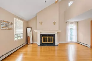 11 Stonewood Ln, Braintree, MA 02184 - Photo 5