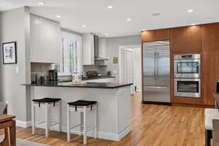 16 York Terrace, Brookline, MA 02446 - Photo 9
