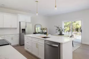 86 High St, Carver, MA 02330 - Photo 11