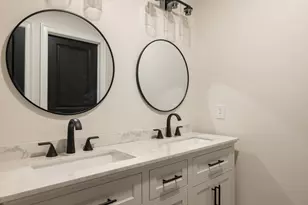 86 High St, Carver, MA 02330 - Photo 27