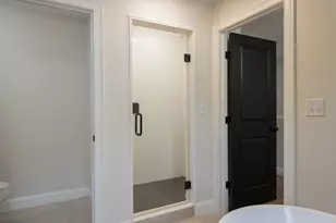 86 High St, Carver, MA 02330 - Photo 25