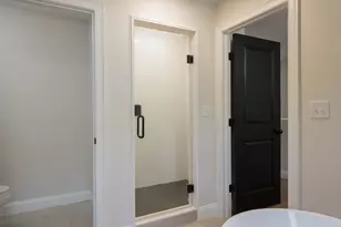 86 High St, Carver, MA 02330 - Photo 25