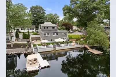 32 Treasure Island Rd, Plainville, MA 02762 - Photo 1