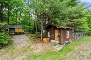 210 Rice St, Athol, MA 01331 - Photo 21
