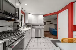 11 Bacon Rd, Framingham, MA 01701 - Photo 13